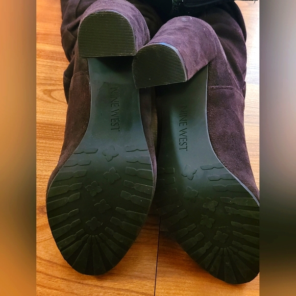 Nine West Suede "Shiryl" Slouch Heeled Boot - Picture 4 of 5